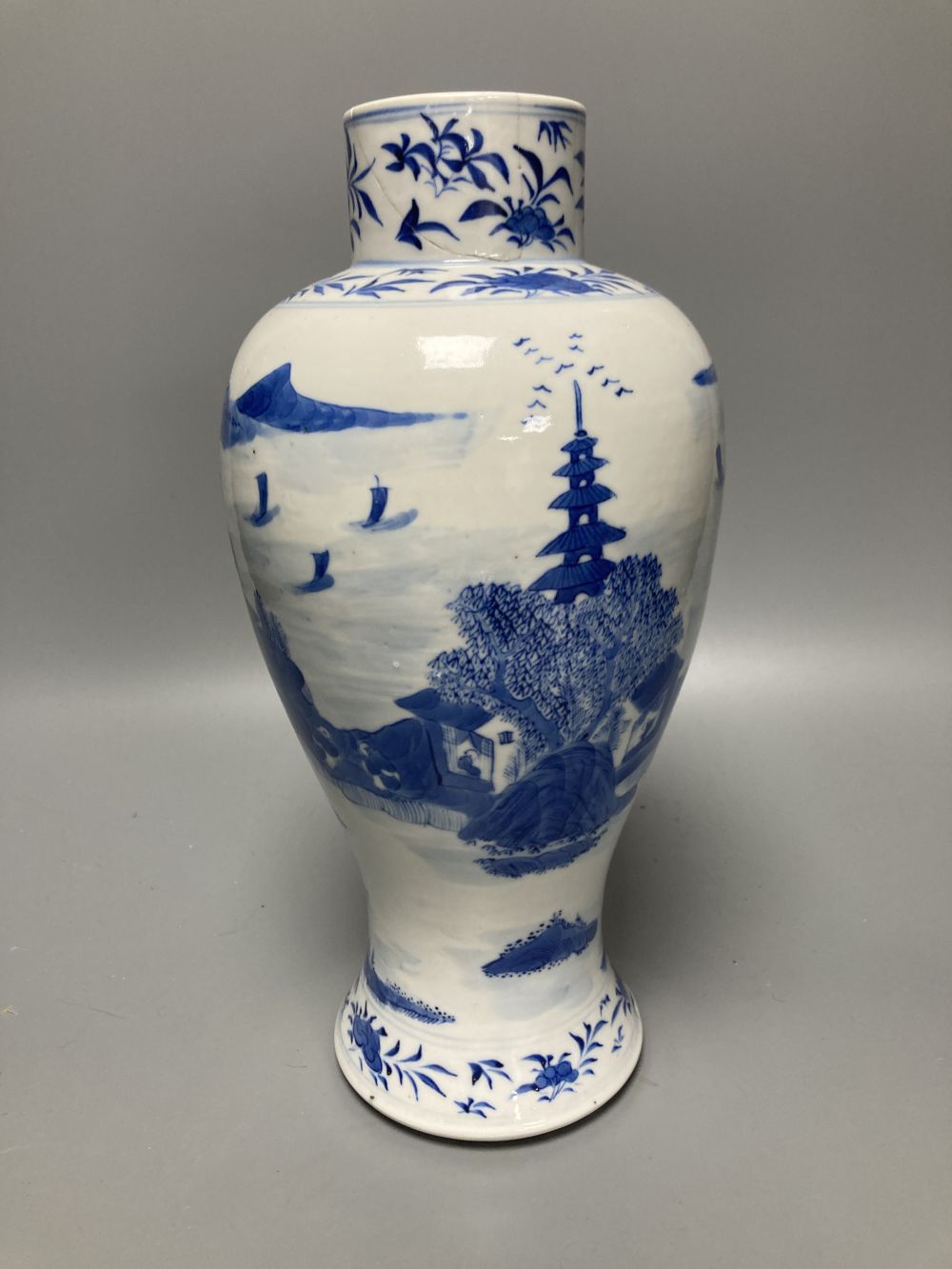 A Chinese Mandarin vases, Qianlong period and a late 19th century Chinese blue and white vase, tallest 29.5cm